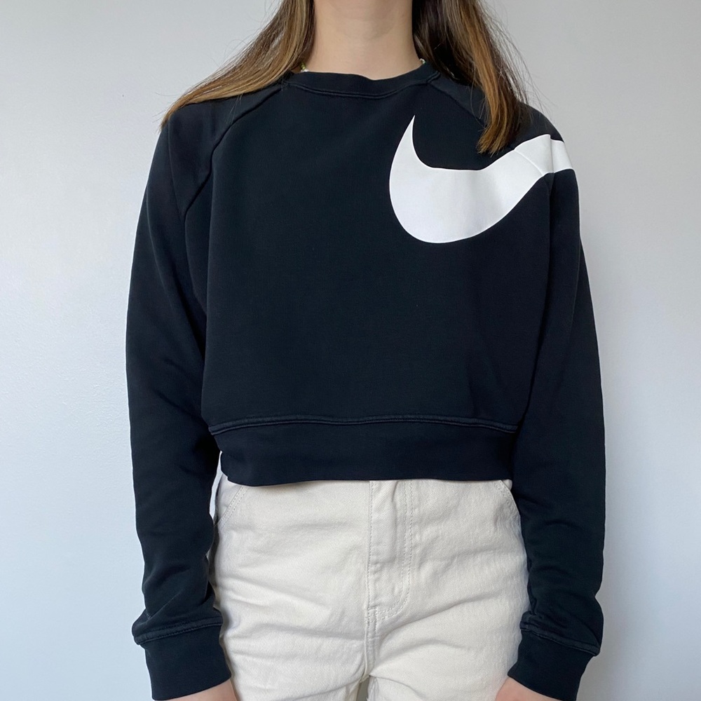 Cropped Nike Sweatshirt